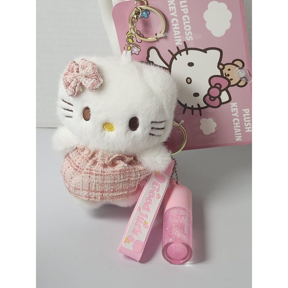 Kitty, Lipgloss, And Good Luck Keychains